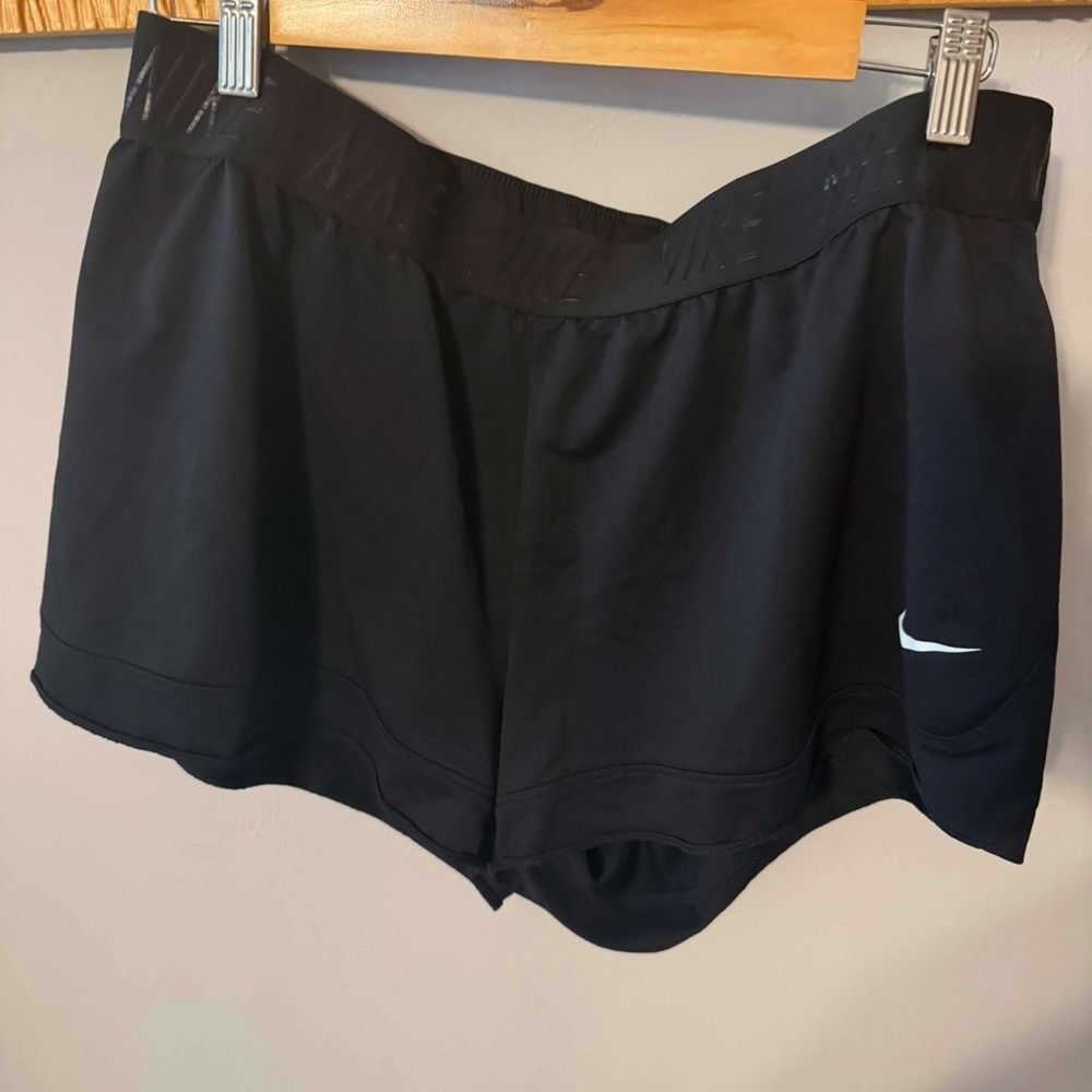Nike Women's Black Athletic Shorts